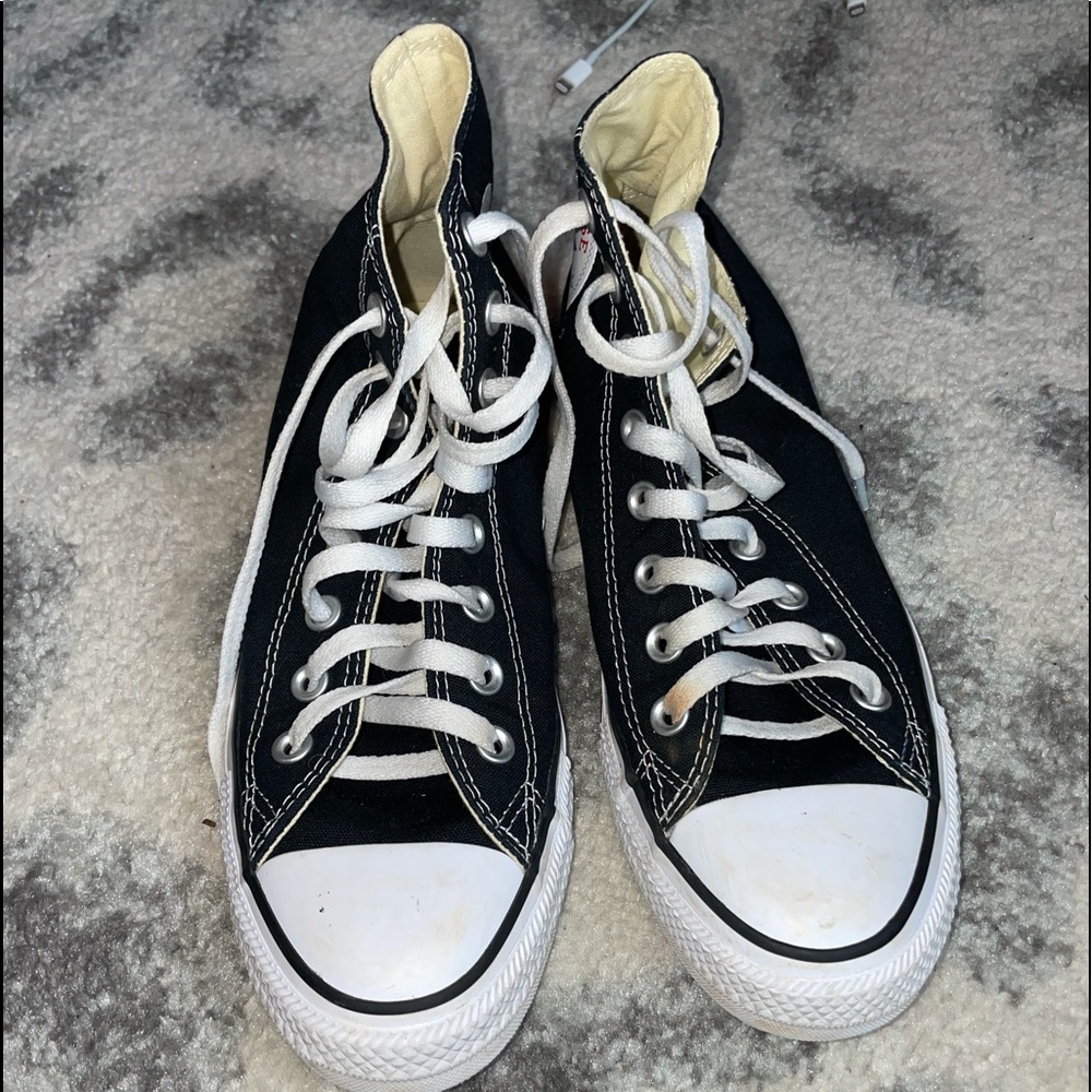 Black high top converse